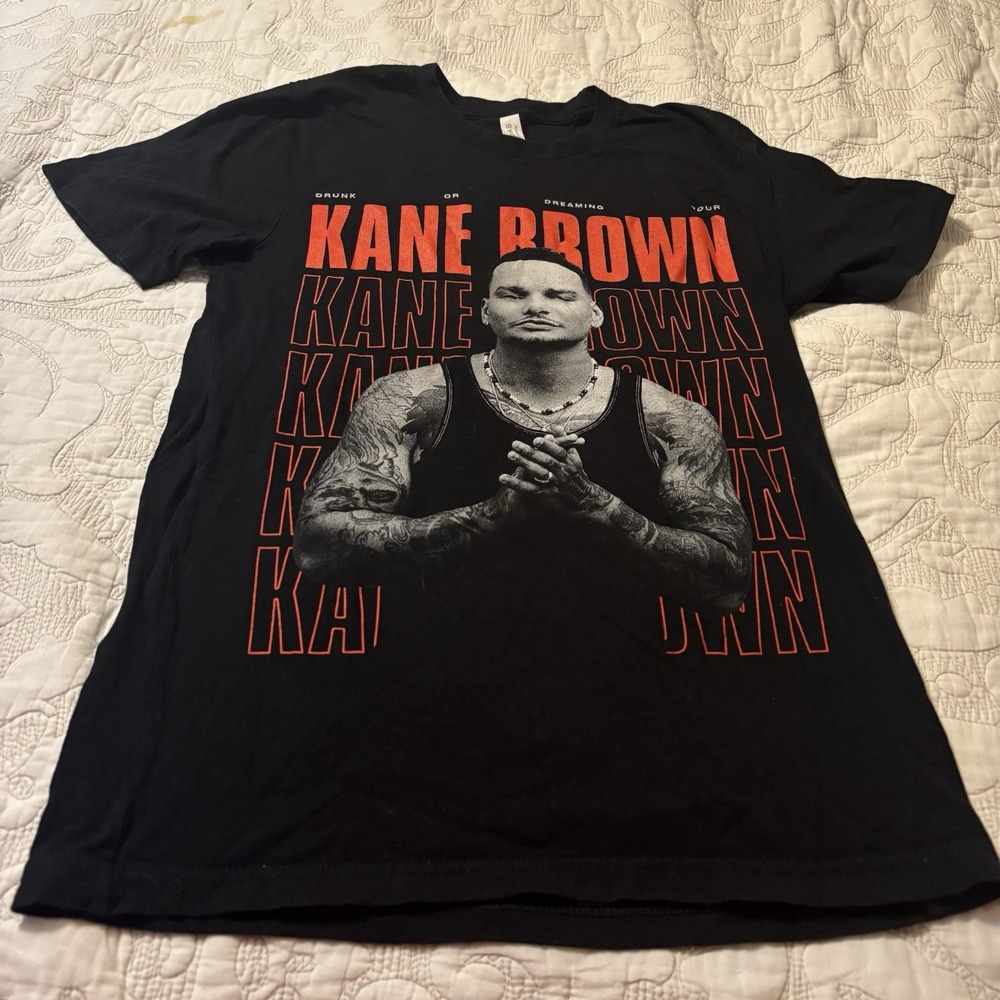 Kane Brown  2023 Drunk Or Dreaming Tour Size‎ Medium T-Shirt